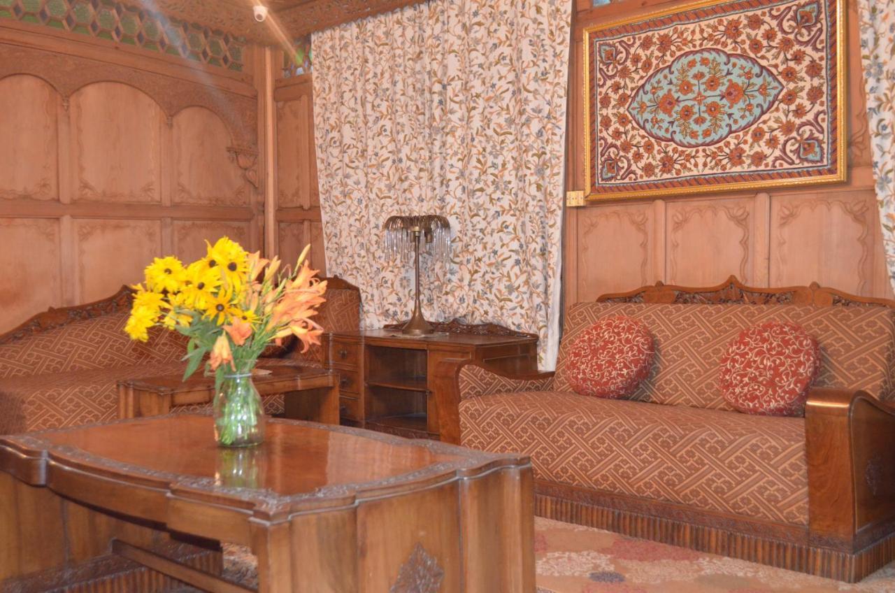 New Alexandra Houseboats Hotel Srinagar  Ngoại thất bức ảnh