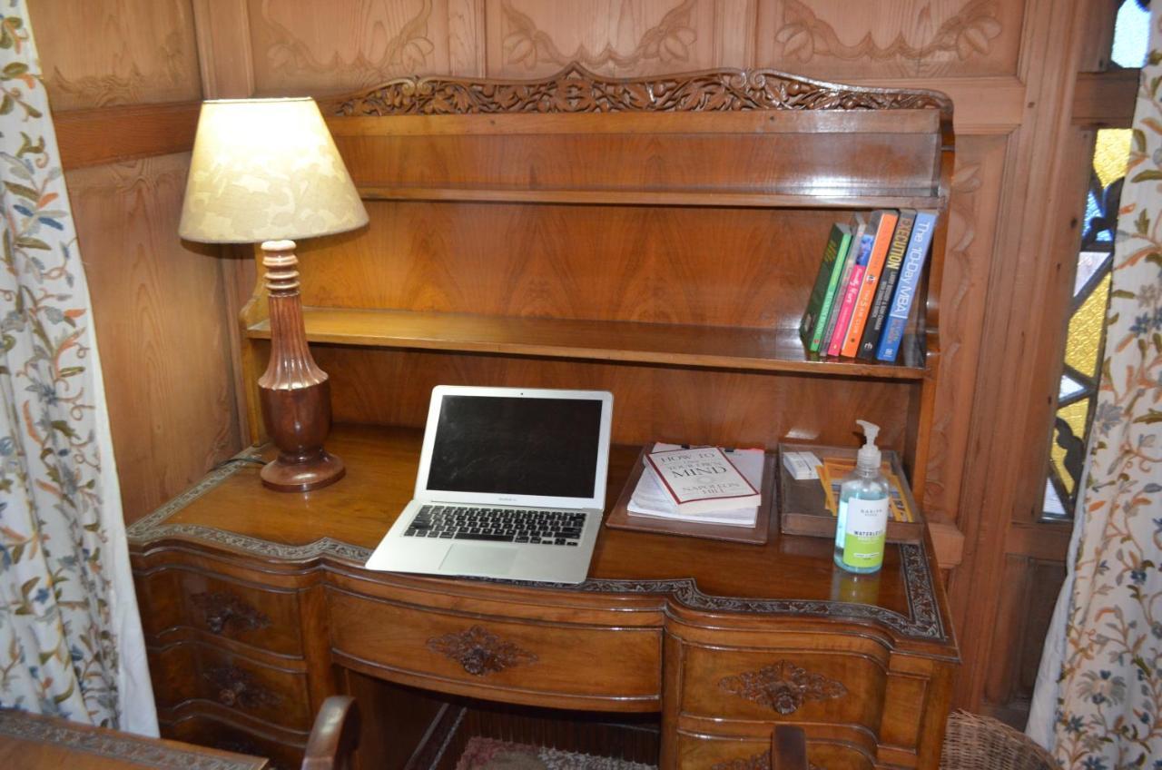 New Alexandra Houseboats Hotel Srinagar  Ngoại thất bức ảnh